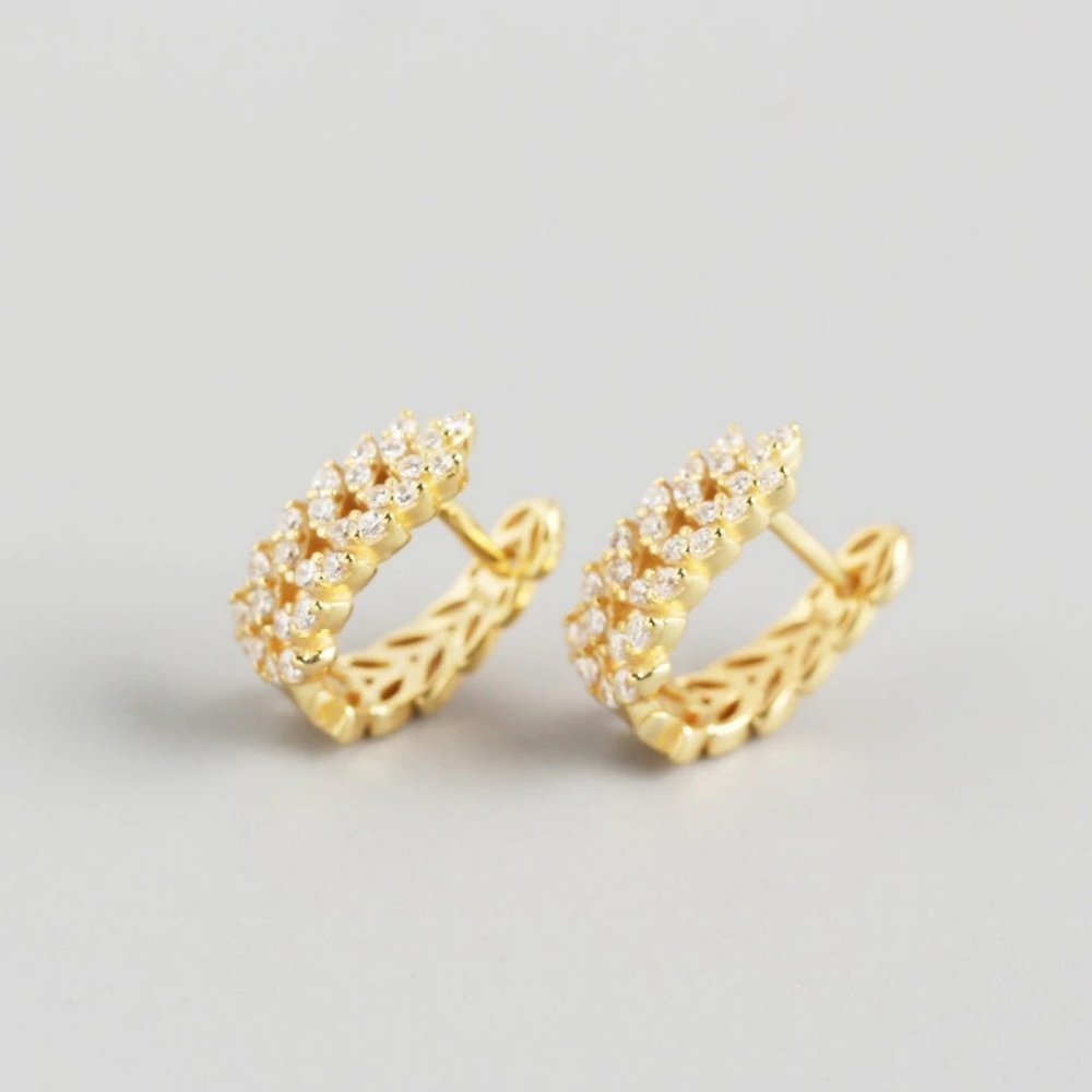 *NEW 925 Sterling Silver Diamond Leaf Huggie Hoops - Picture 4 of 8